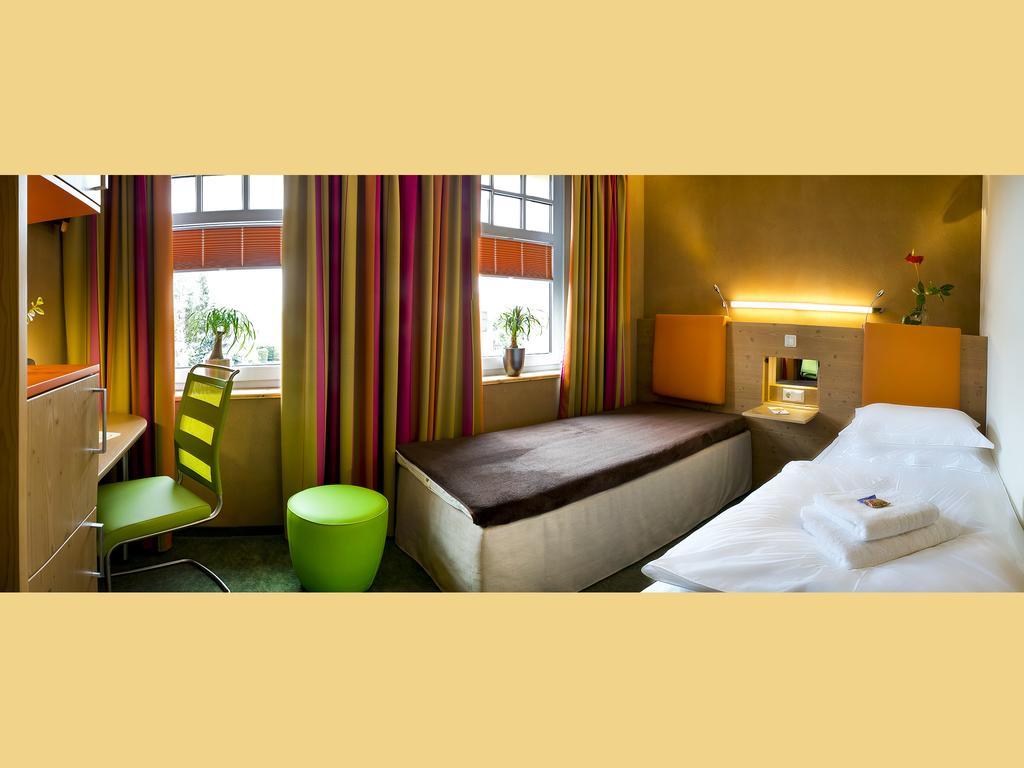 Sonn'Idyll Hotel & Saunalandschaft Rathenow Exterior foto